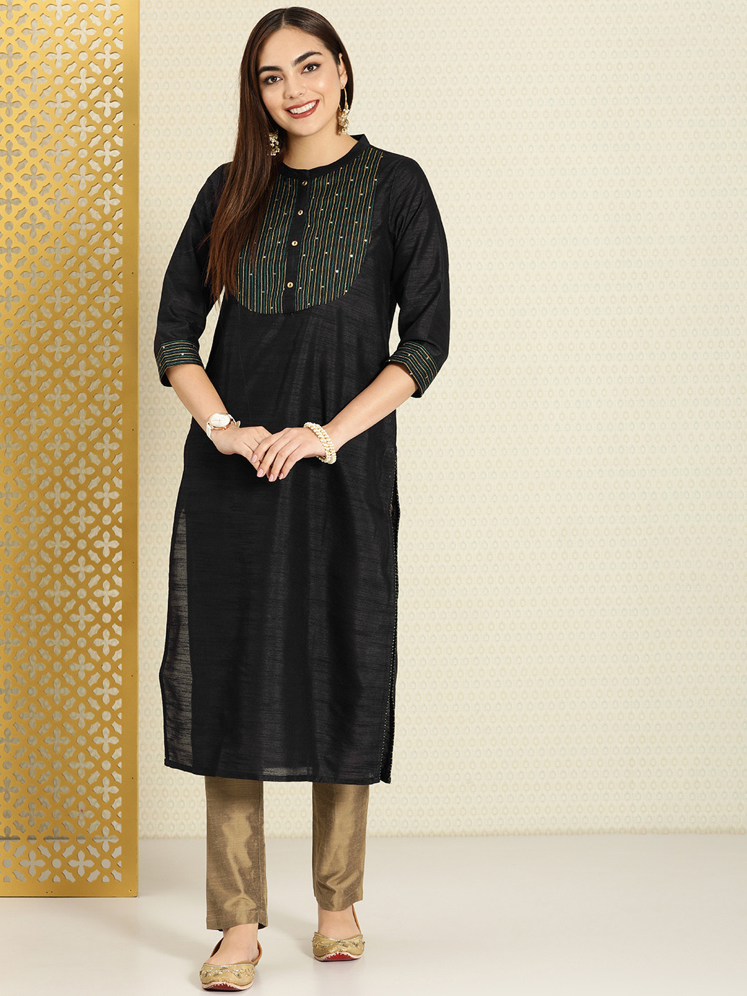 House of Pataudi Women Black Yoke Design Rozana Kurta
