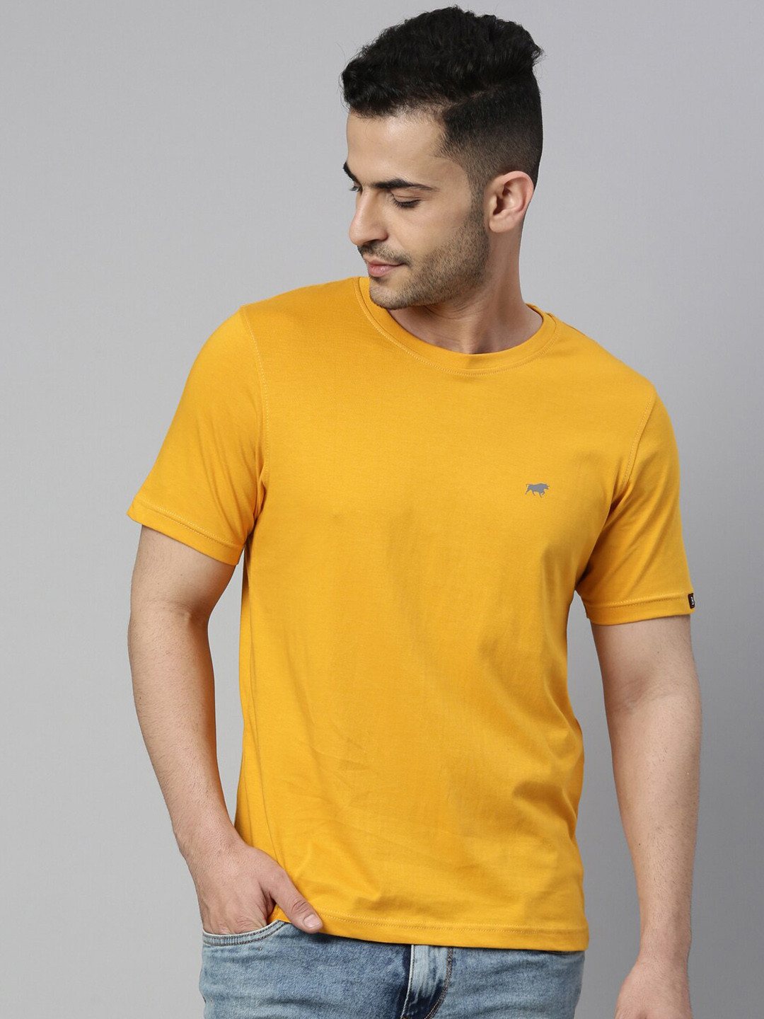 Bushirt Men Mustard Yellow Solid Pure Cotton Short Sleeves T-shirt