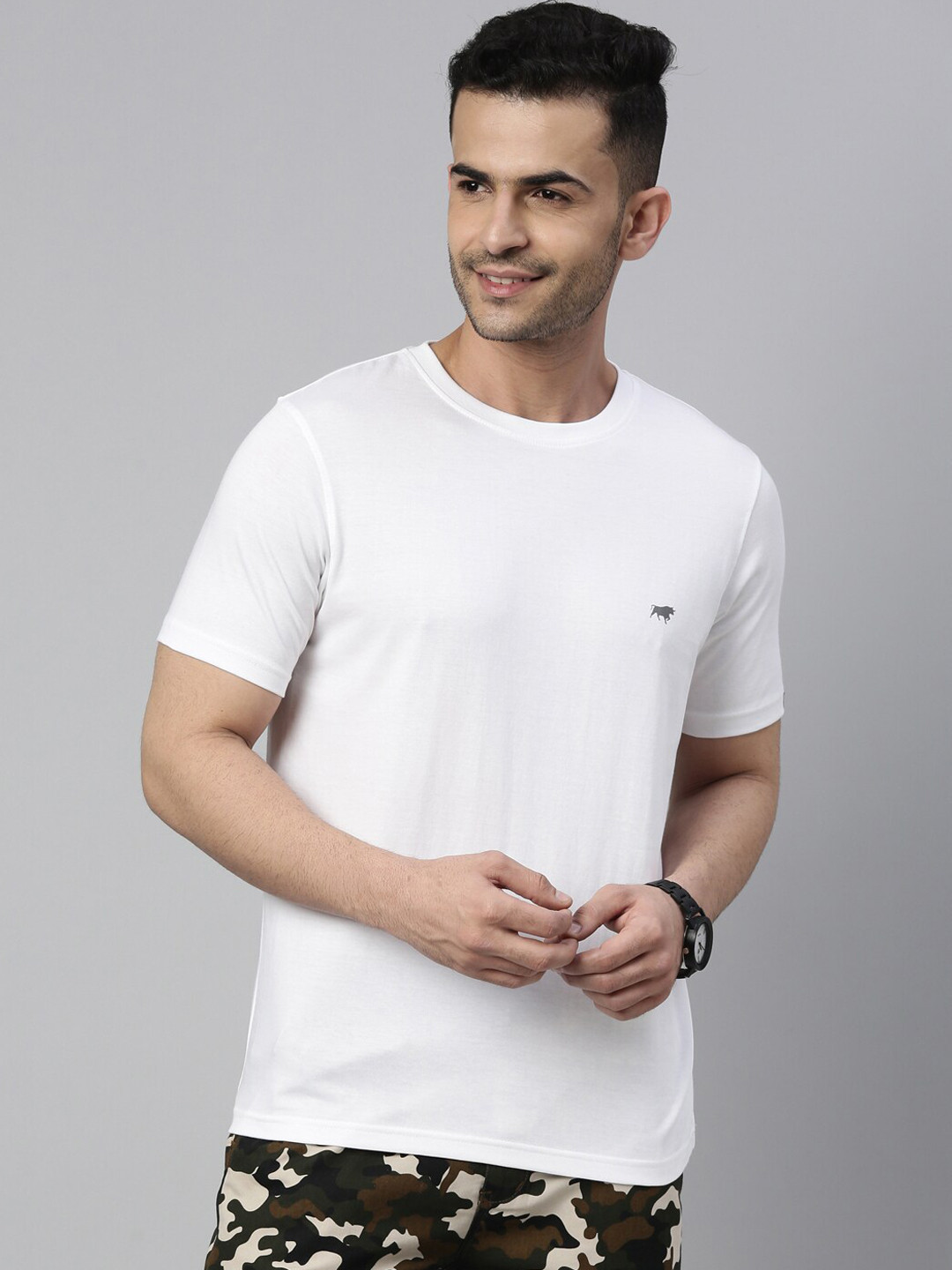 Bushirt White Solid Half Sleeves T-Shirt
