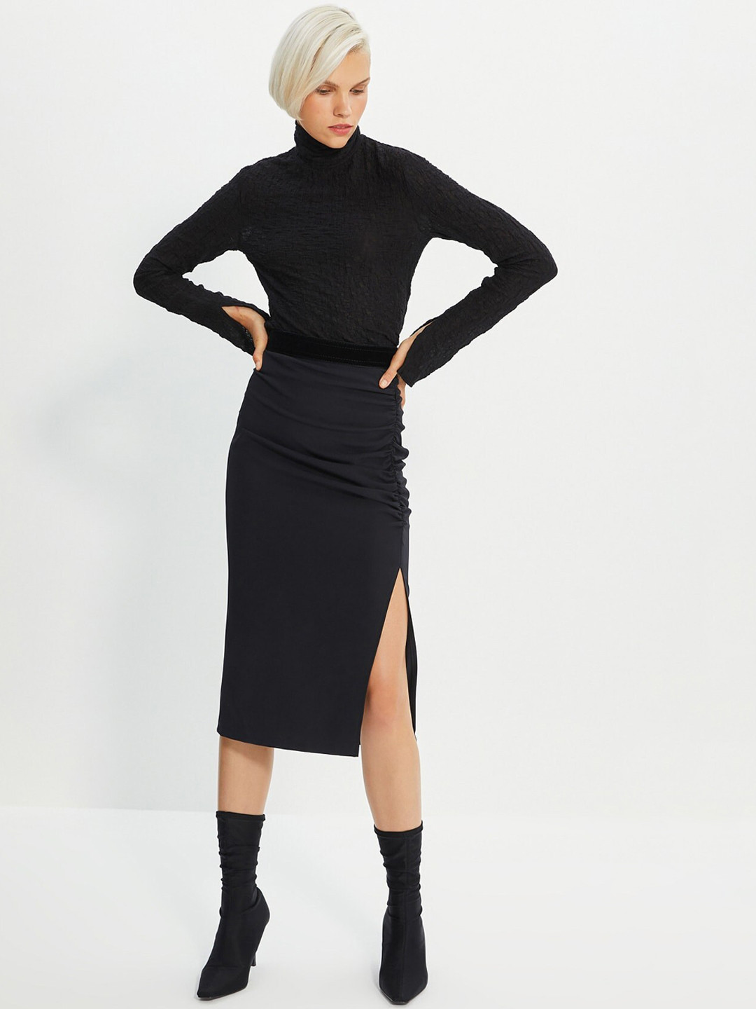 Trendyol Women Black Pencil Midi Skirt