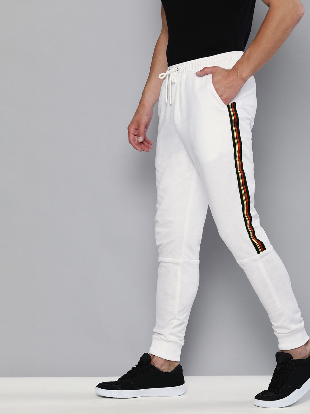 Harvard Men White Solid Joggers