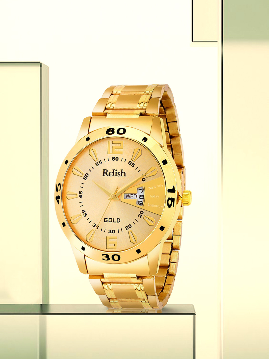 Relish Men Gold-Toned Dial Stainless Steel Straps Analogue Watch RE-BB1028DD