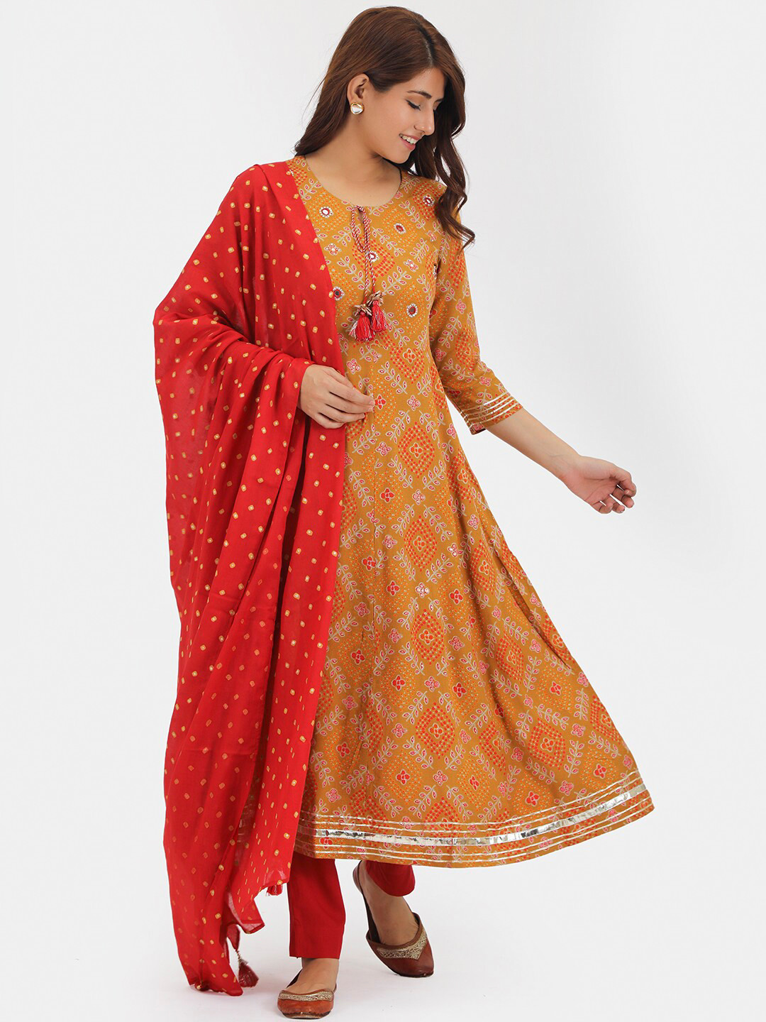 Do Dhaage Women Mustard Yellow Ethnic Motifs Printed Kurta with Trousers & Dupatta