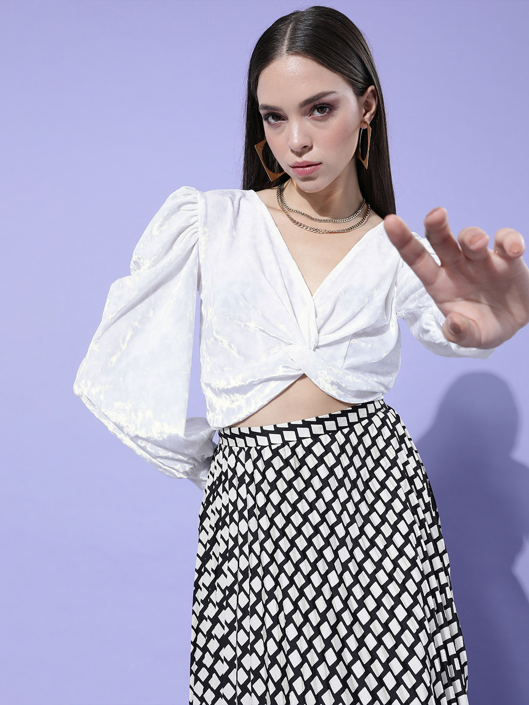 Marie Claire Women Classic White Solid Velvet Top