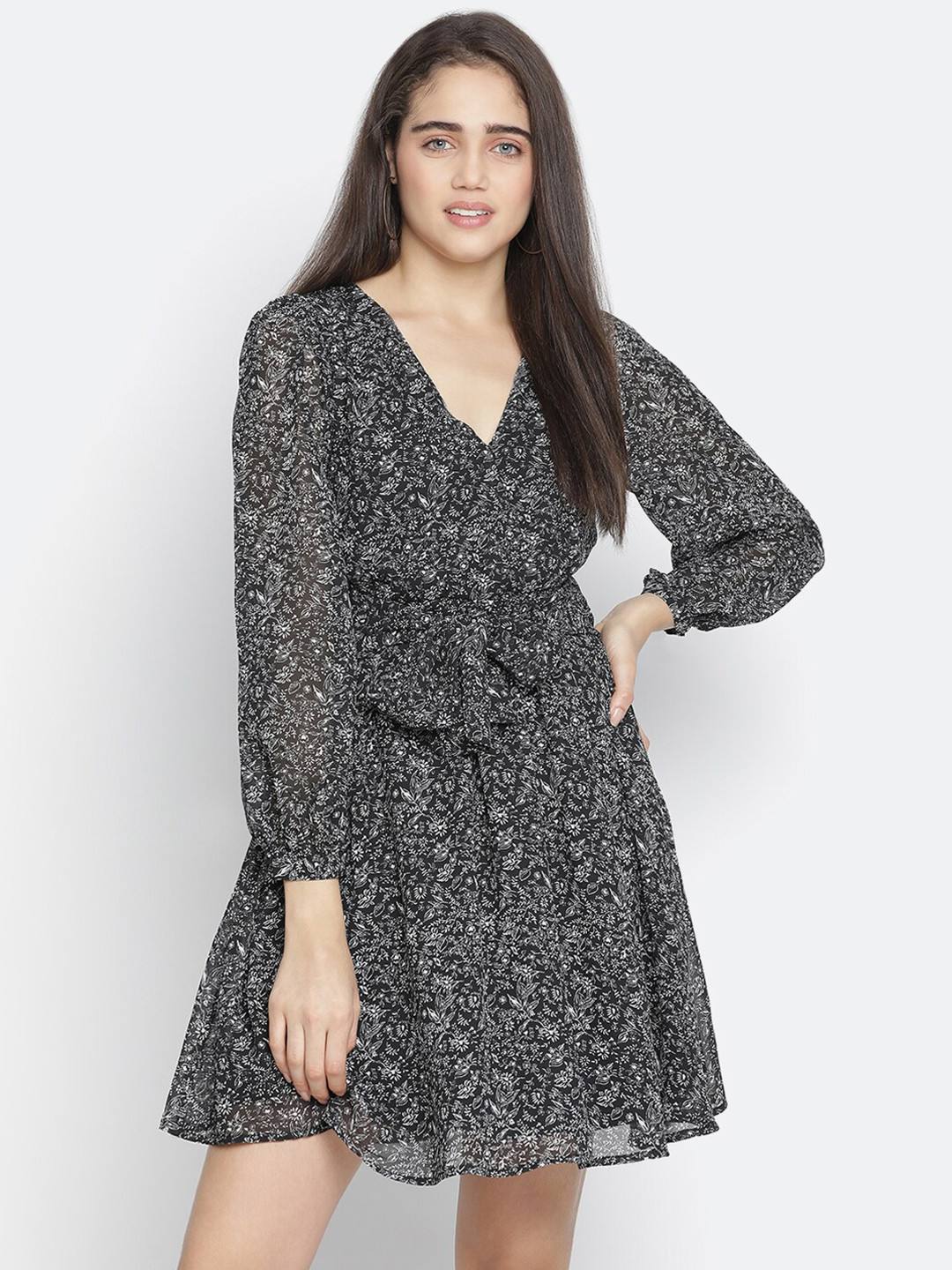 Oxolloxo Black & White Floral Satin Dress