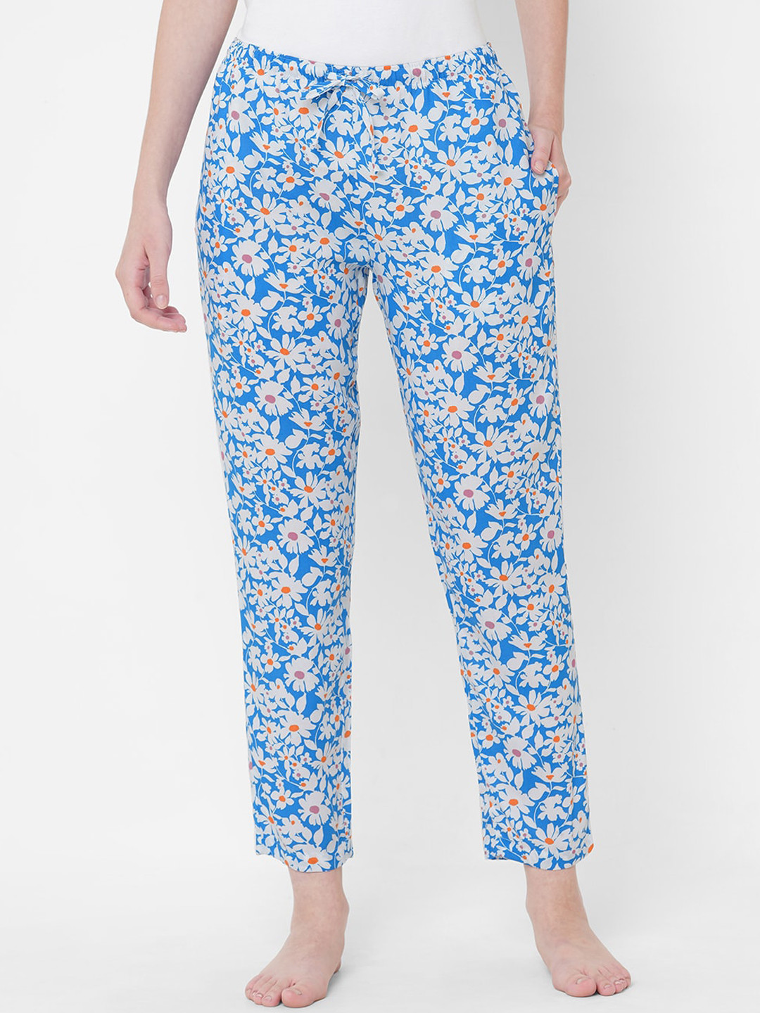 URBAN SCOTTISH Women Blue & White Printed Lounge Pants