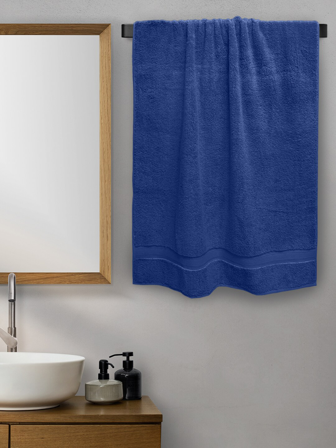 Aura Women Blue Solid 650 GSM Pure Cotton Bath Towels