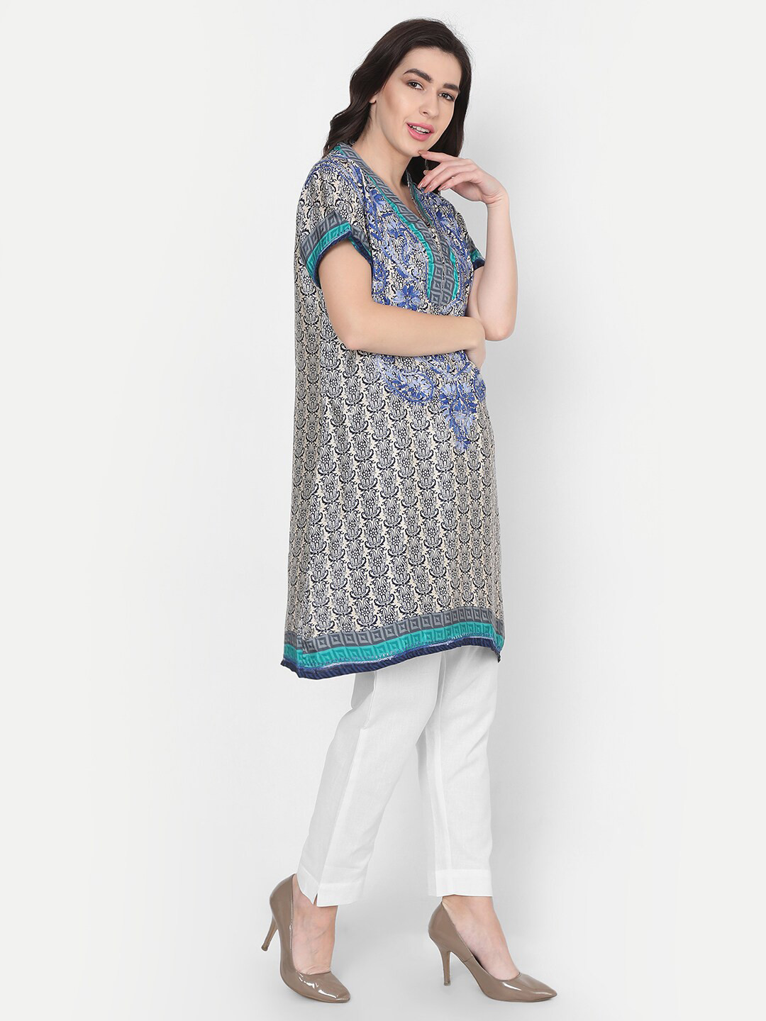 HOUSE OF KARI Black & Blue Embroidered Tunic