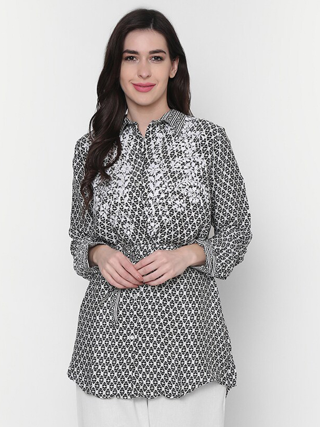 HOUSE OF KARI Black & White Shirt Collar Printed Tunic