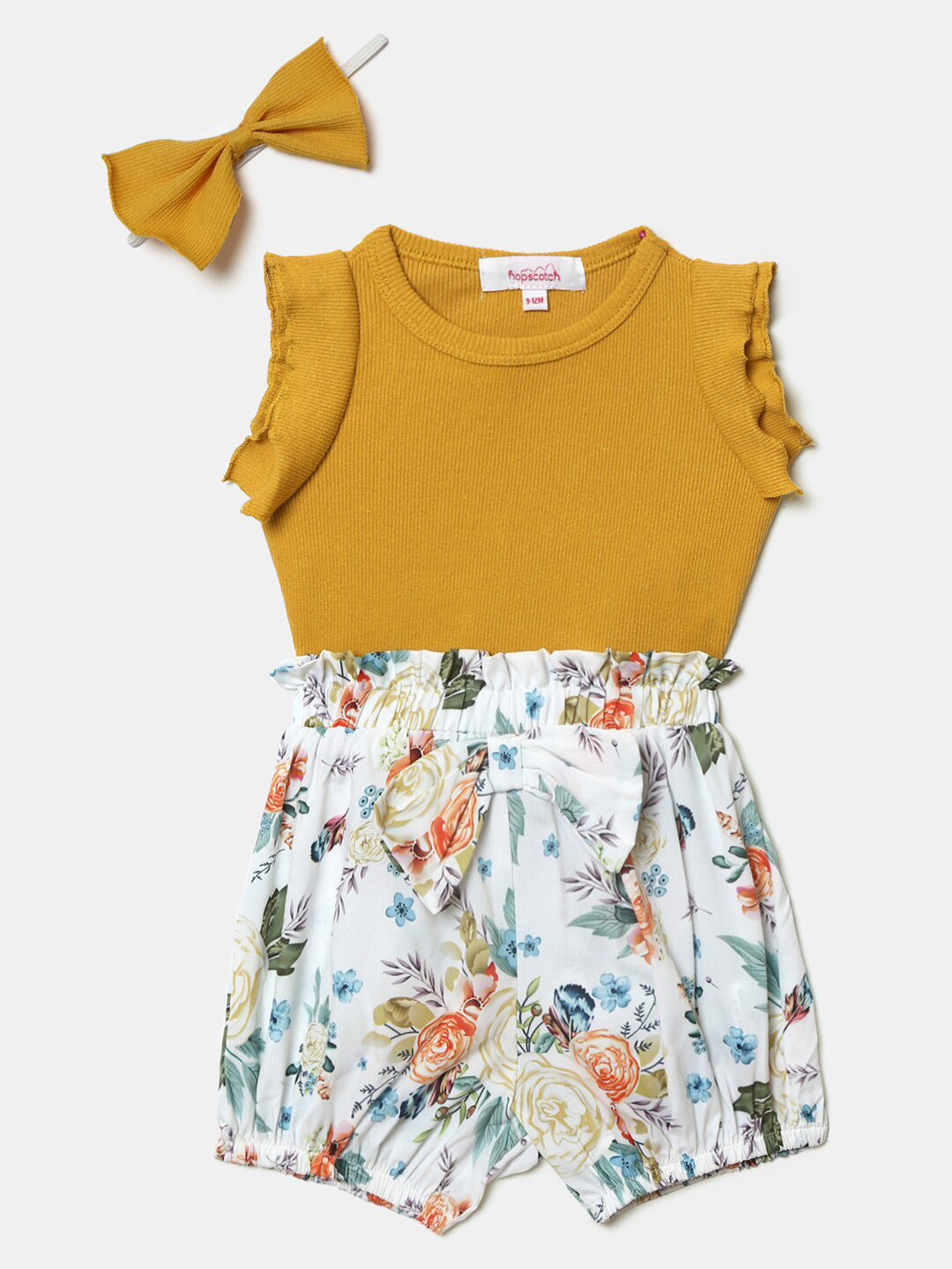 Hopscotch Girls Yellow & White T-shirt with Shorts