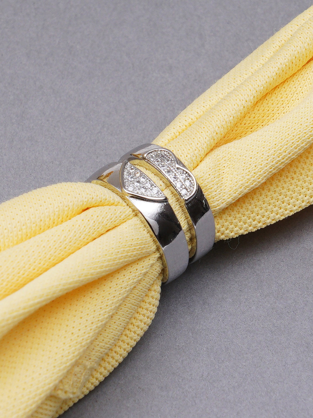 Karatcart Unisex Silver Crystal Elegant Couple Adjustable Ring