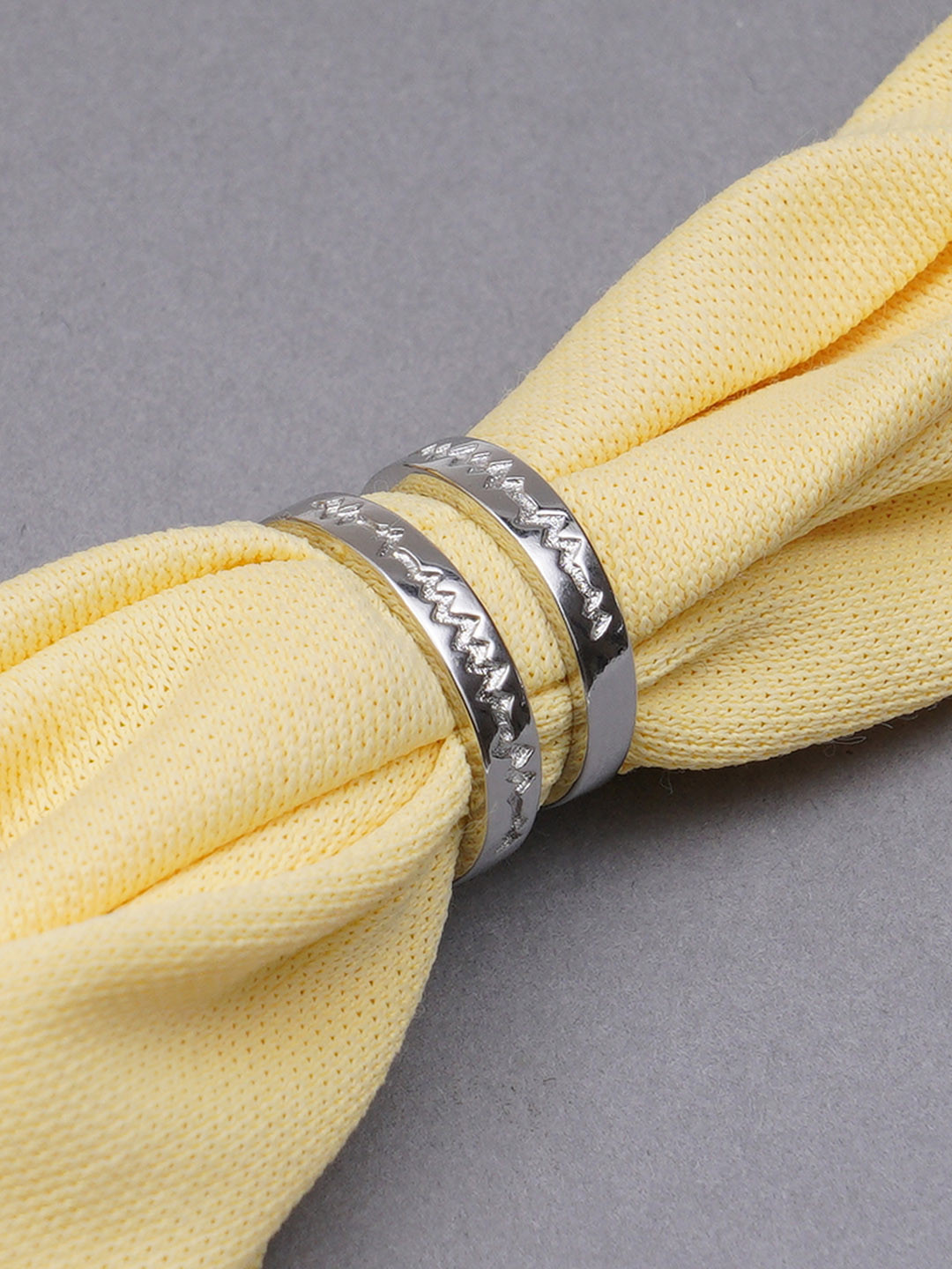 KARATCART Silver-Toned Set Of 2 Couple Heartbeat Adjustable Band Rings