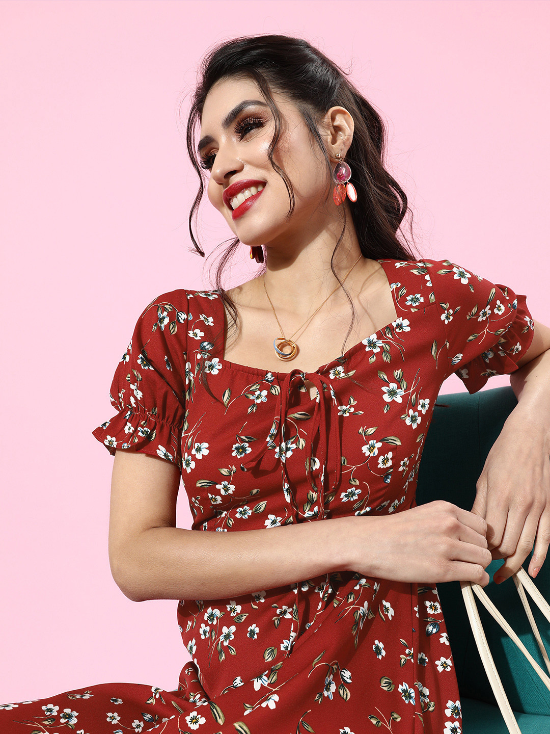 Berrylush Women Gorgeous Red Floral Puff Sleeves Dress