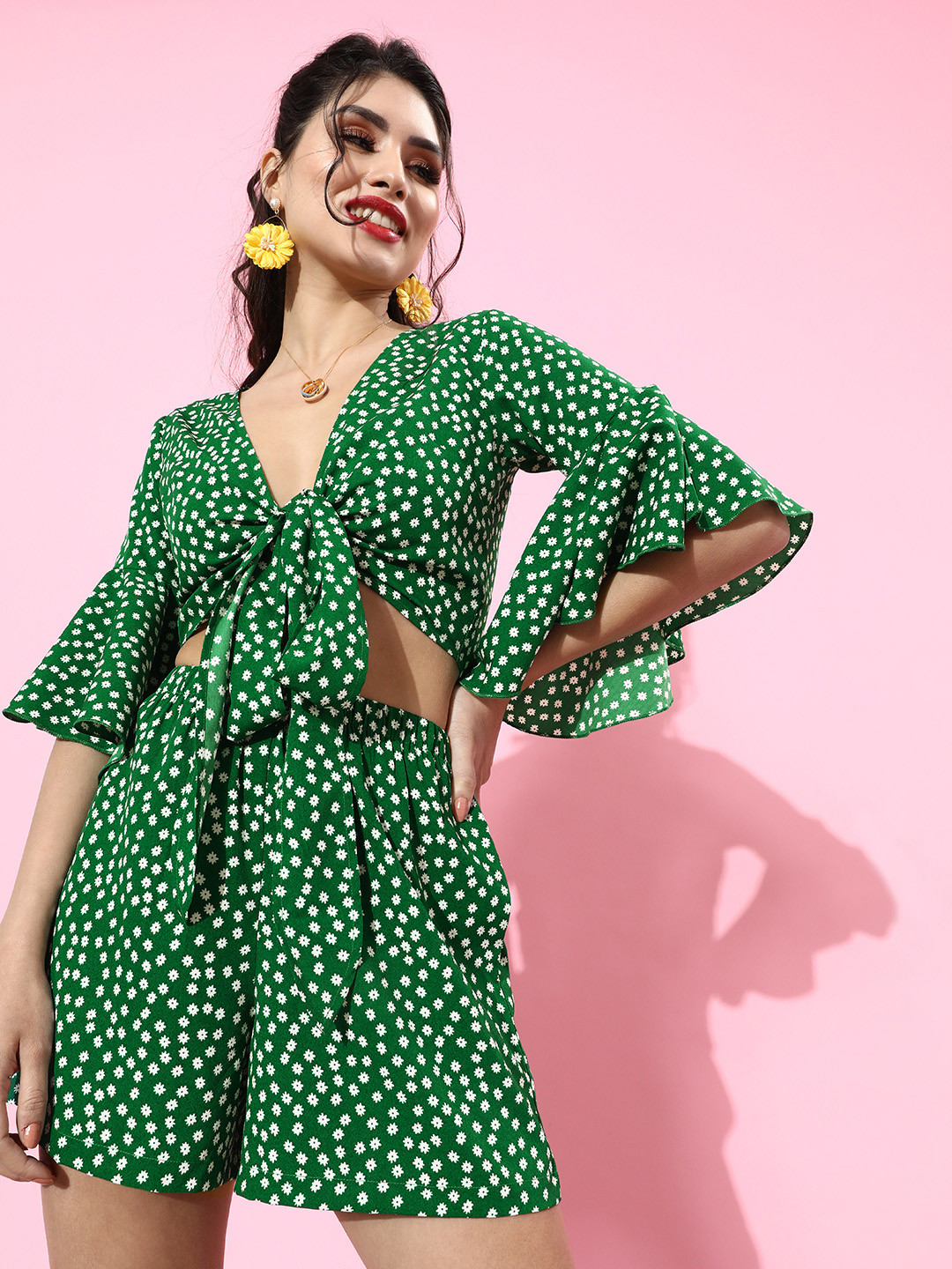 Berrylush Gorgeous Green Ditsy Printed Jumpsuit