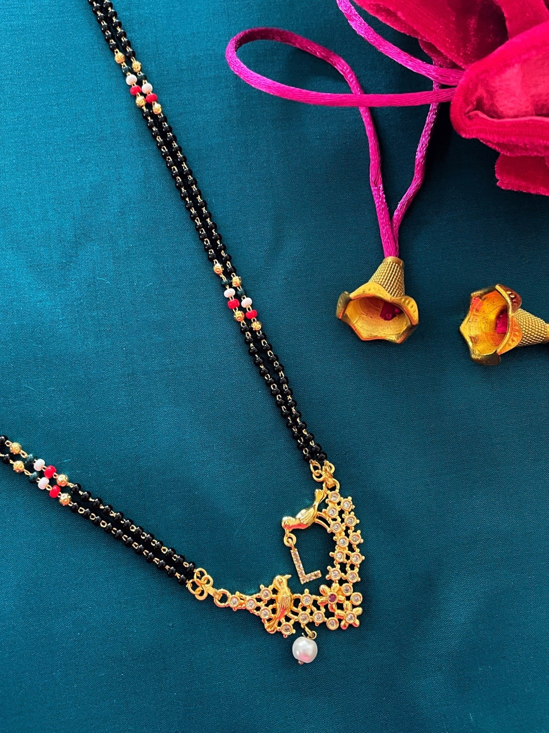 Digital Dress Room Gold-Plated Black & White Beaded & Stone-Studded L-Alphabet Mangalsutra