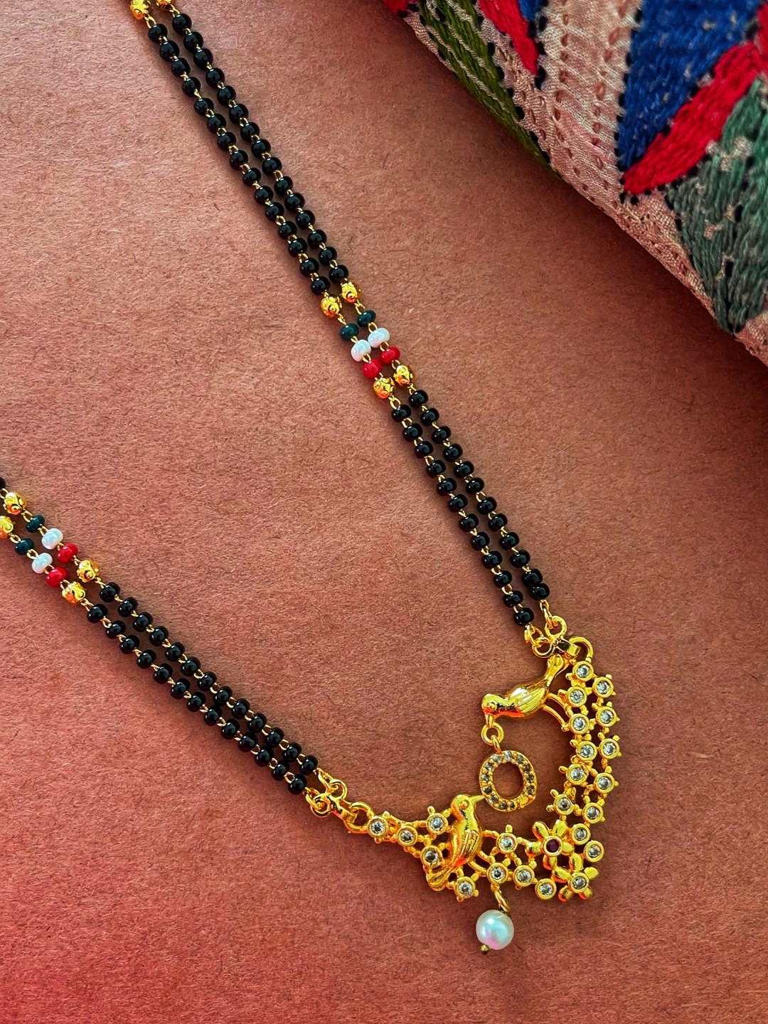 Digital Dress Room Woman Multi Coloured O-Alphabet Mangalsutra