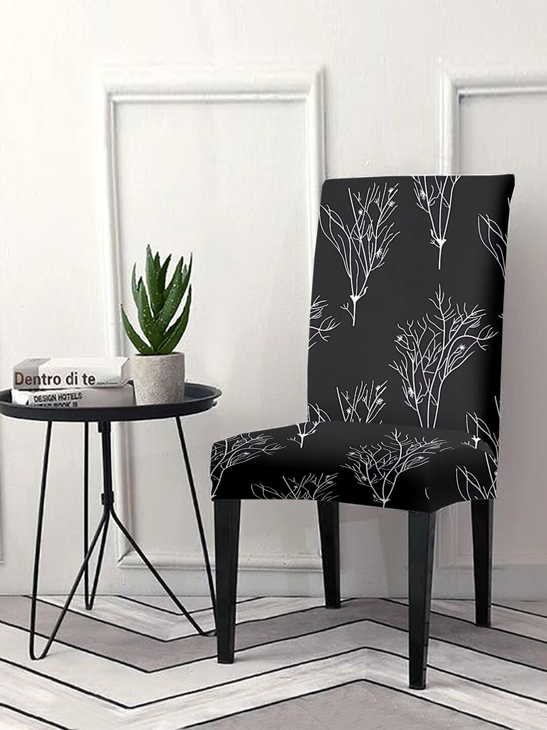 Aura Set Of 6 Black & White Printed Chair Covers