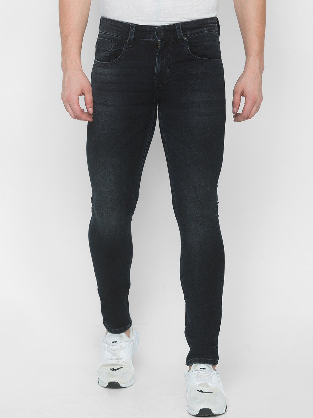 SPYKAR Men Black Relaxed Fit Light Fade Jeans