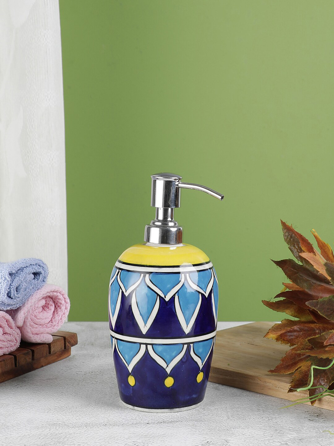 VarEesha Blue & Yellow Ethnic Motifs Printed Ceramic Round Soap Dispenser