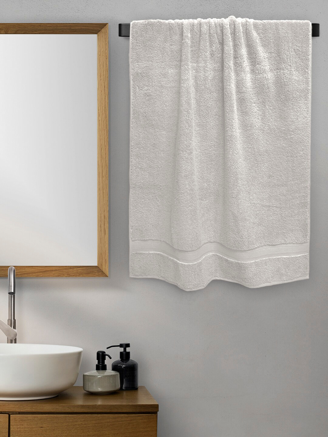 Aura Cream 650 GSM Cotton Bath Towel