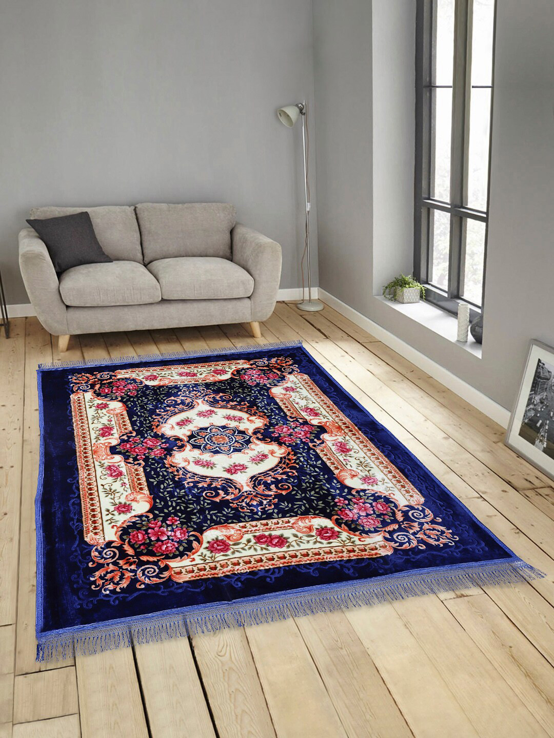 KLOTTHE Unisex Blue & Pink Floral Printed Traditional Carpets