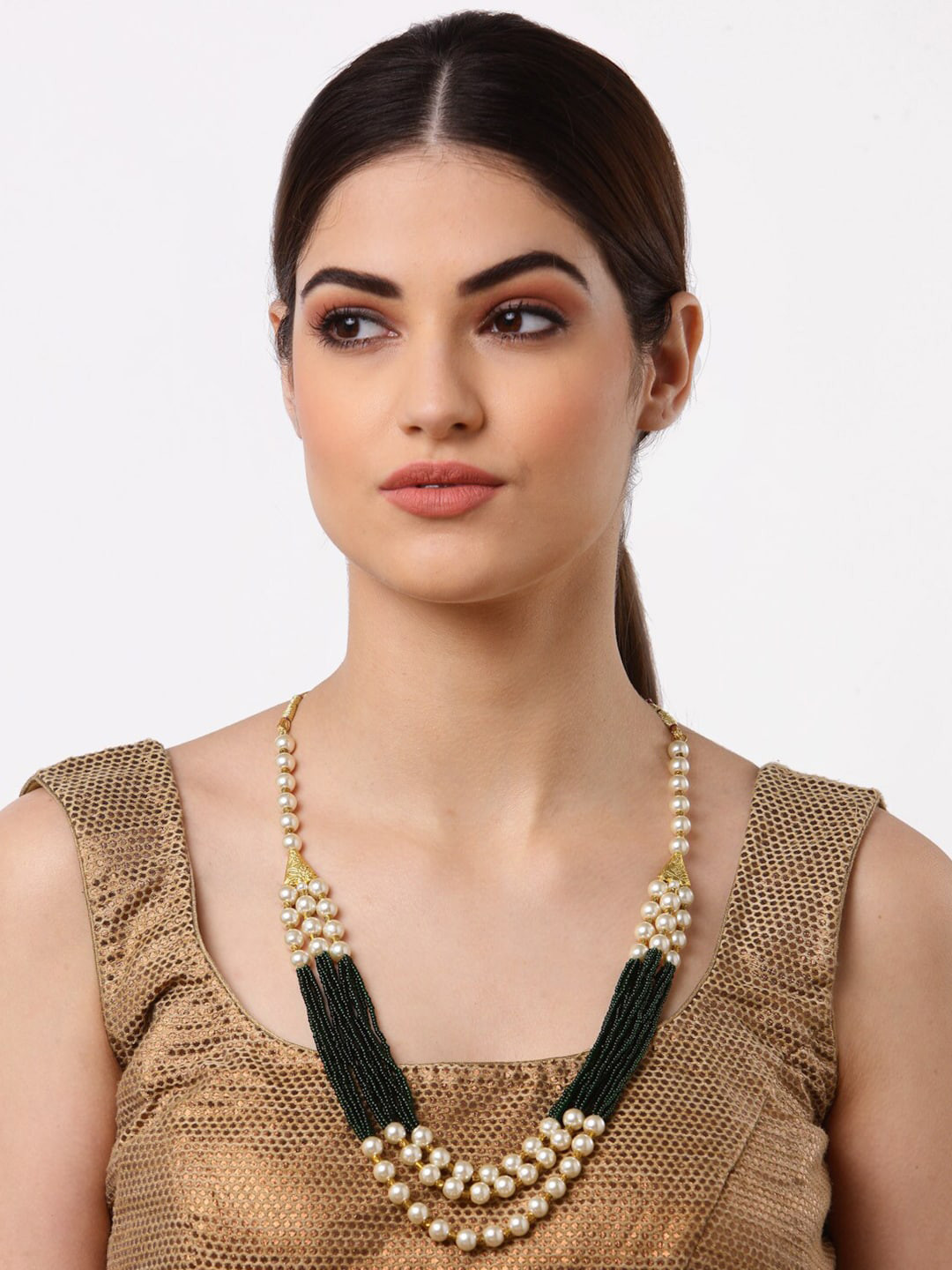 Arrabi Women White & Black Stone Studded Necklace