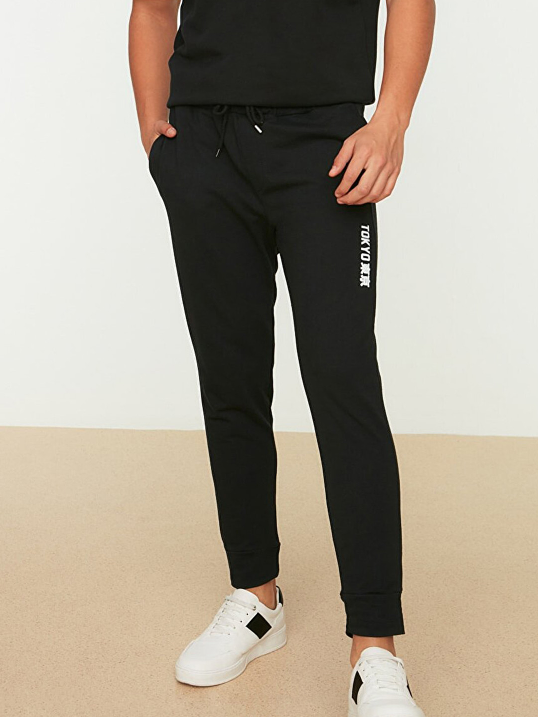 Trendyol Men Black & White Solid Joggers