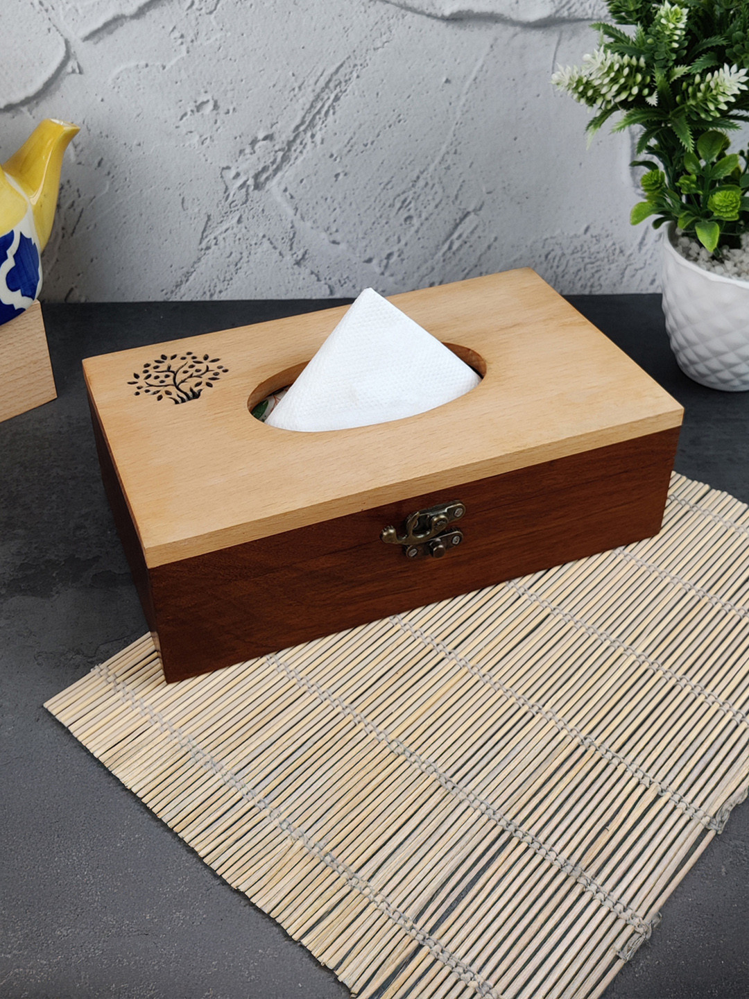 VarEesha Brown Handmade Wooden Tissue Holder