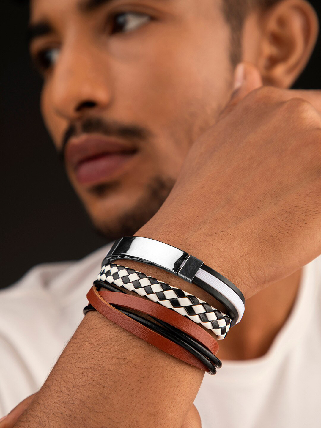 The Roadster Lifestyle Co Men 3 Brown & Black Leather Handcrafted Multistrand Bracelet