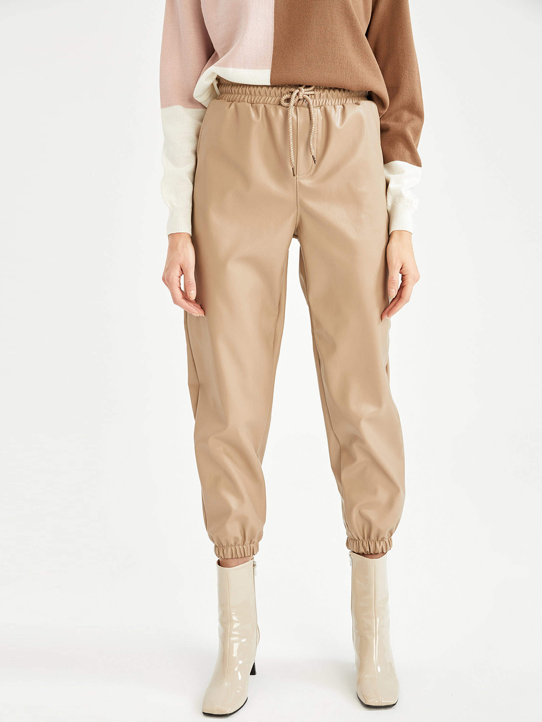 DeFacto Women Beige Solid High-Rise Joggers