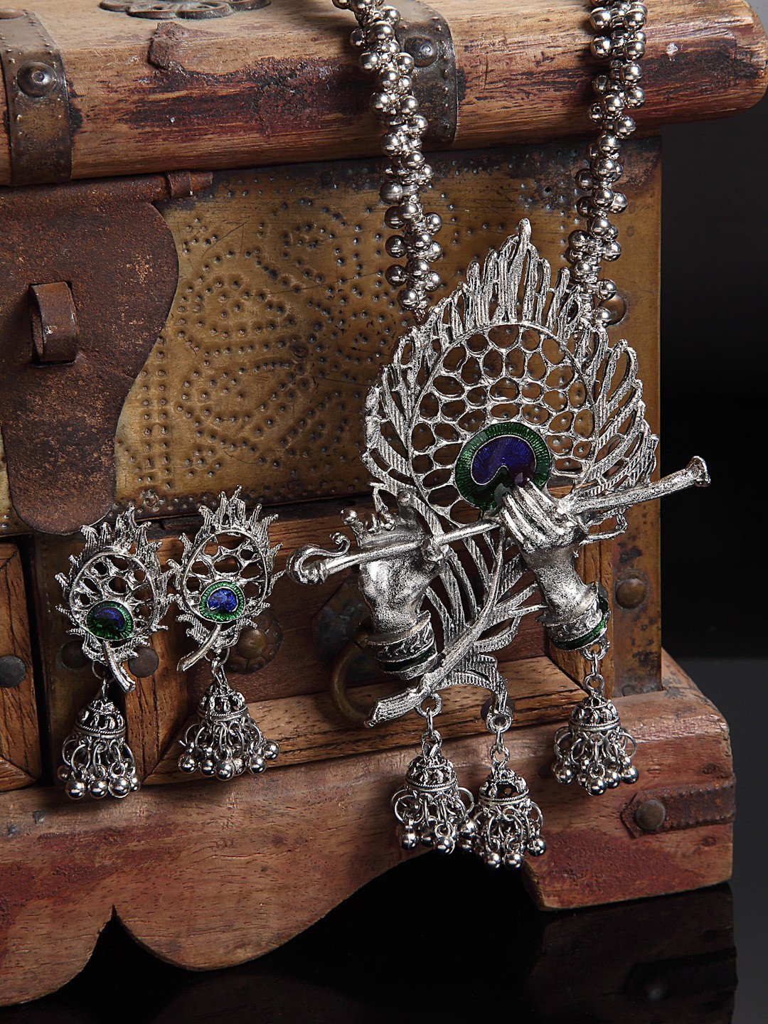 Arrabi Oxidised Metallic-Toned Ghungaroo Jewellery Set