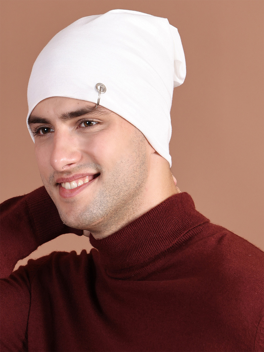 MACK JONNEY Unisex White Beanie