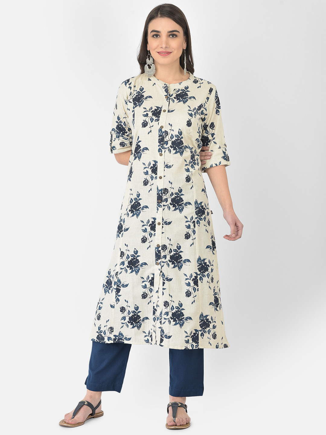 Pistaa Women White & Blue Floral Printed Kurta