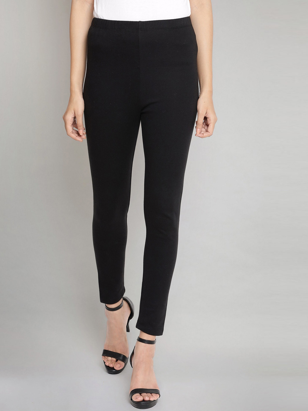 AURELIA Women Black Solid Winter Tights