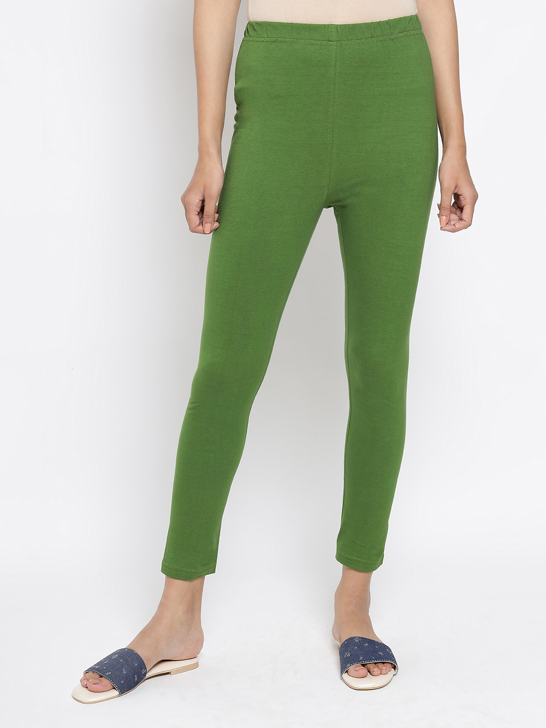 AURELIA Green Solid Tights