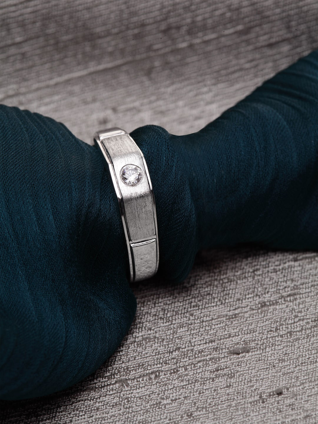 CLARA Silver-Toned Rocco Adjustable Ring