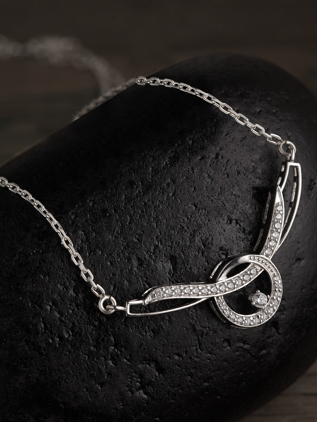 Clara Silver-Toned Chain Pendant