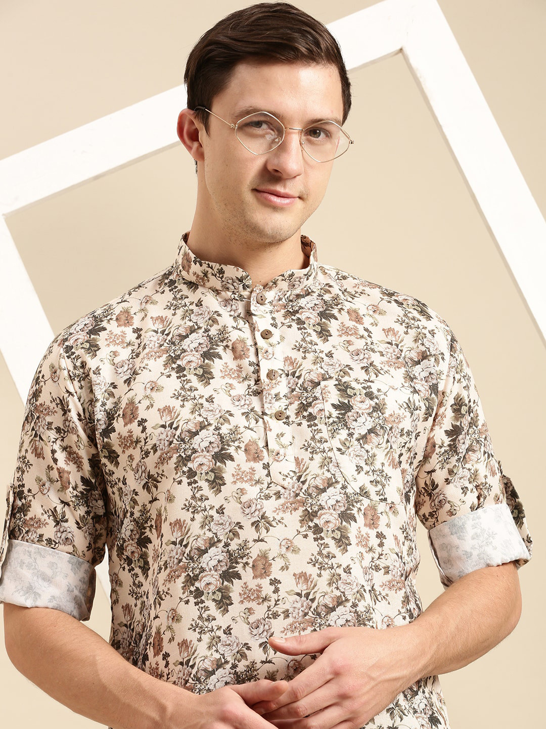 Sanwara Men Cream-Coloured Printed Floral Kurta