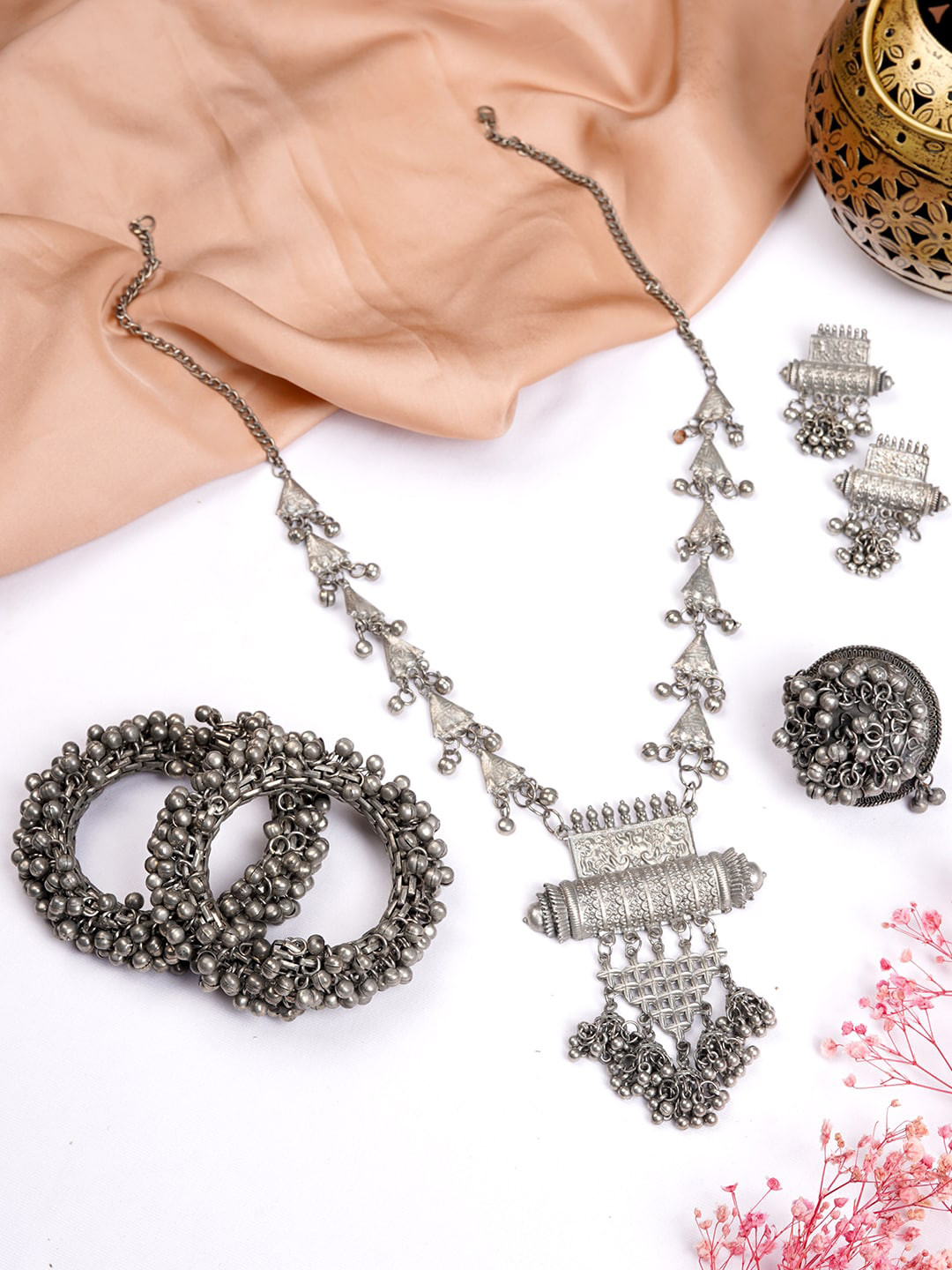 TEEJH Oxidised Silver-Toned Diza Jewellery Set