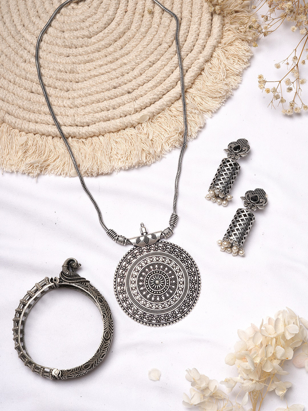 TEEJH Mangala Silver Oxidised Jewelry Set