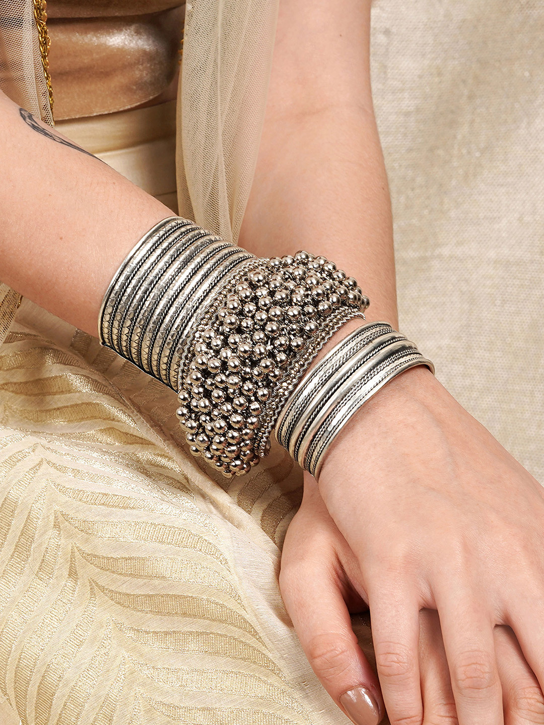 TEEJH Women Set of 3 Oxidised Silver-Toned Brass Silver-Plated Cuff Bracelets