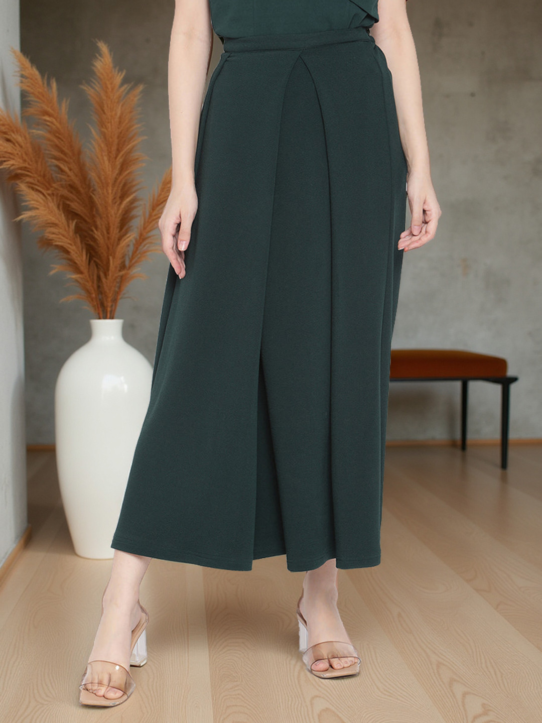Zima Leto Women Green Culottes Trousers