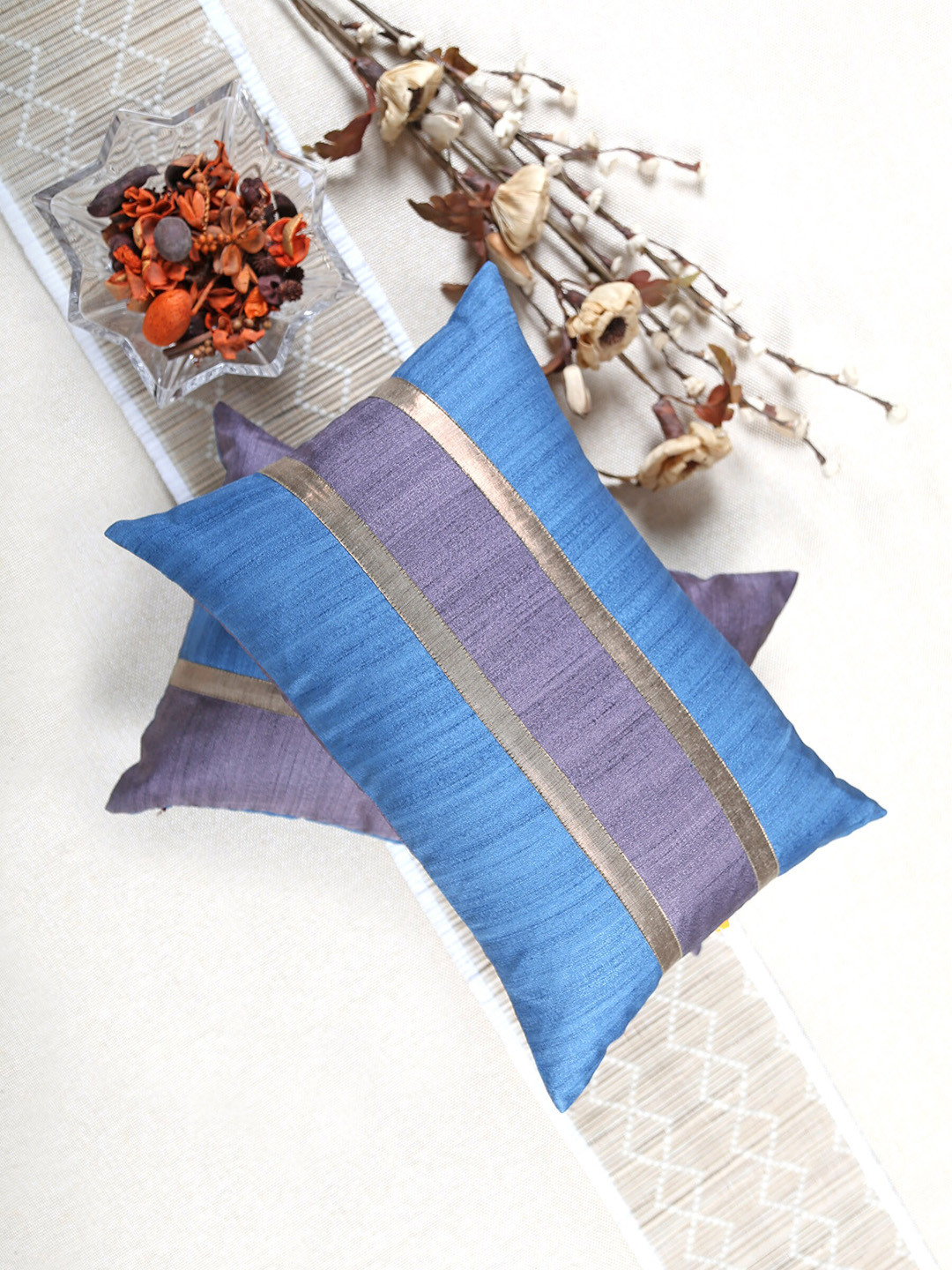 ANS Colourblocked Polyester Quick-Dry 2 Pcs Textured Rectangle Cushion Covers - 12x18In