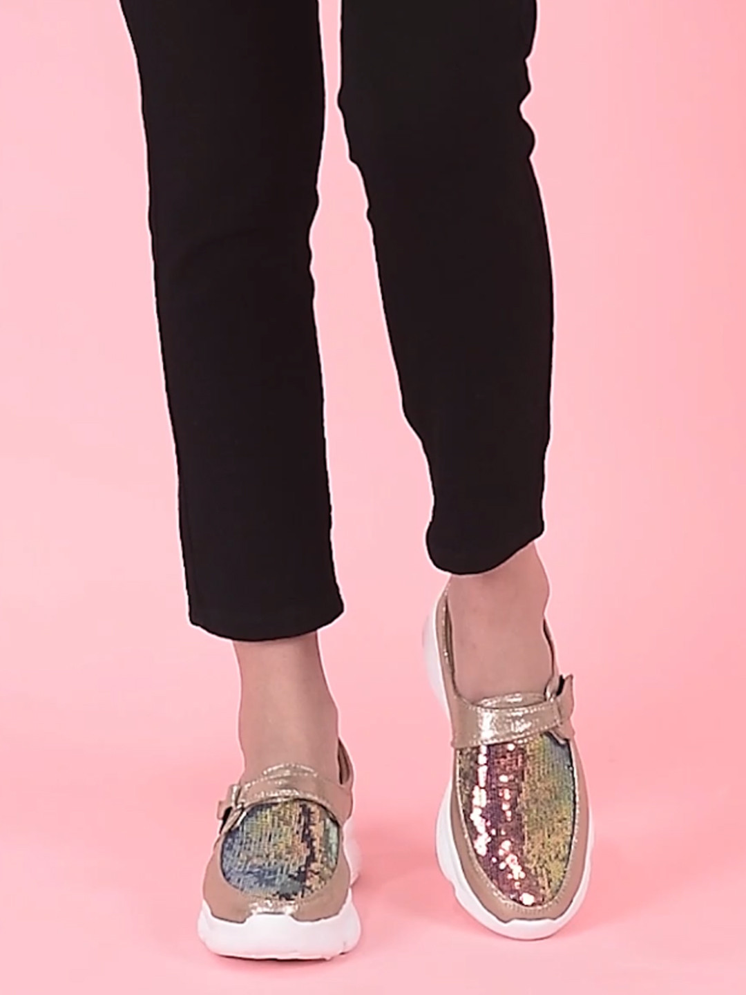 FAUSTO Woman Gold-Toned PU Slip-On Sneakers