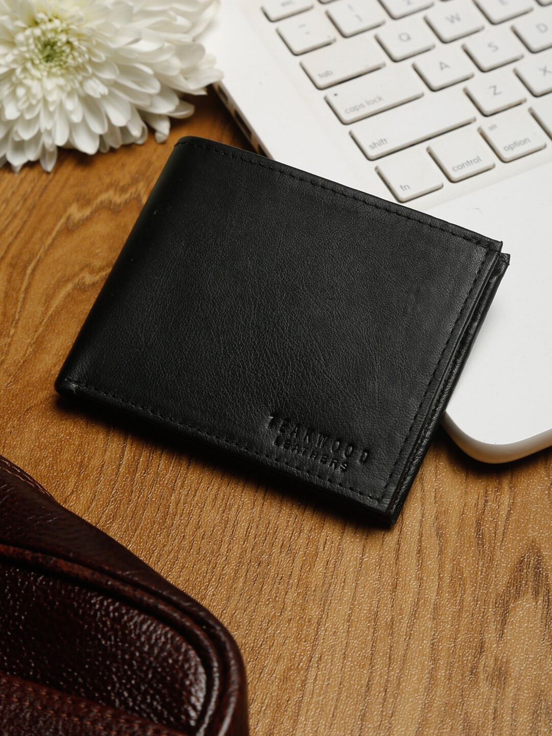 Teakwood Leathers Men Black Leather Two Fold Wallet