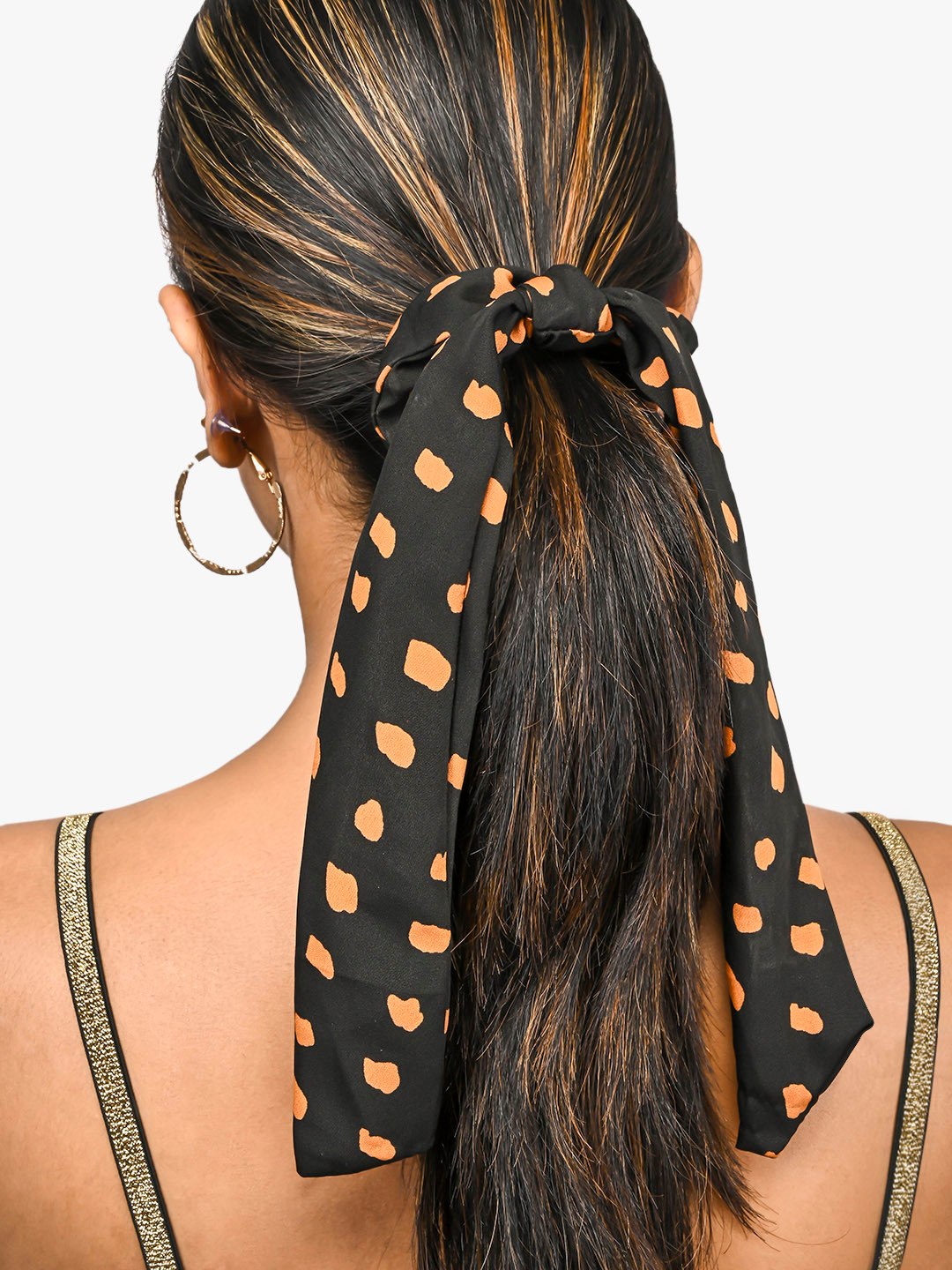 BuckleUp Women Black Scrunchie With Knot