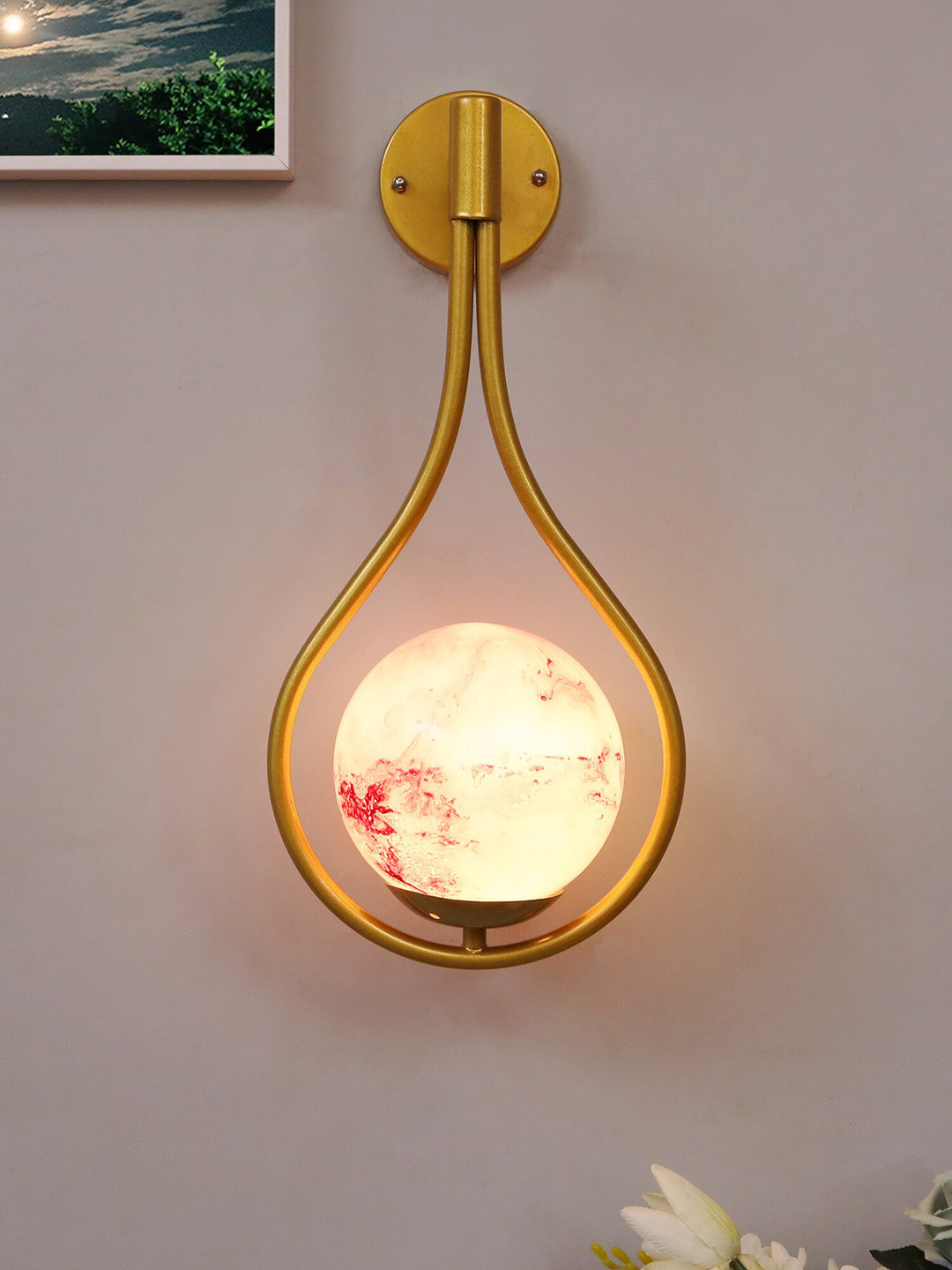 Homesake Gold Toned & Lavender Contemporary Metal Wall lamps