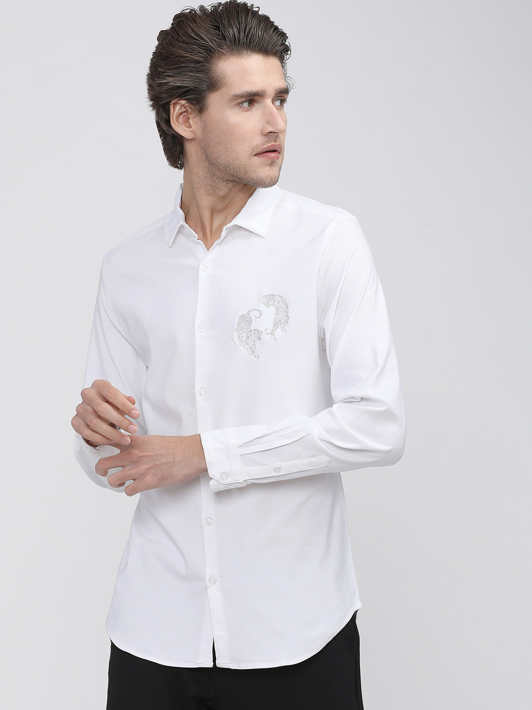 HIGHLANDER Men White Slim Fit Casual Shirt