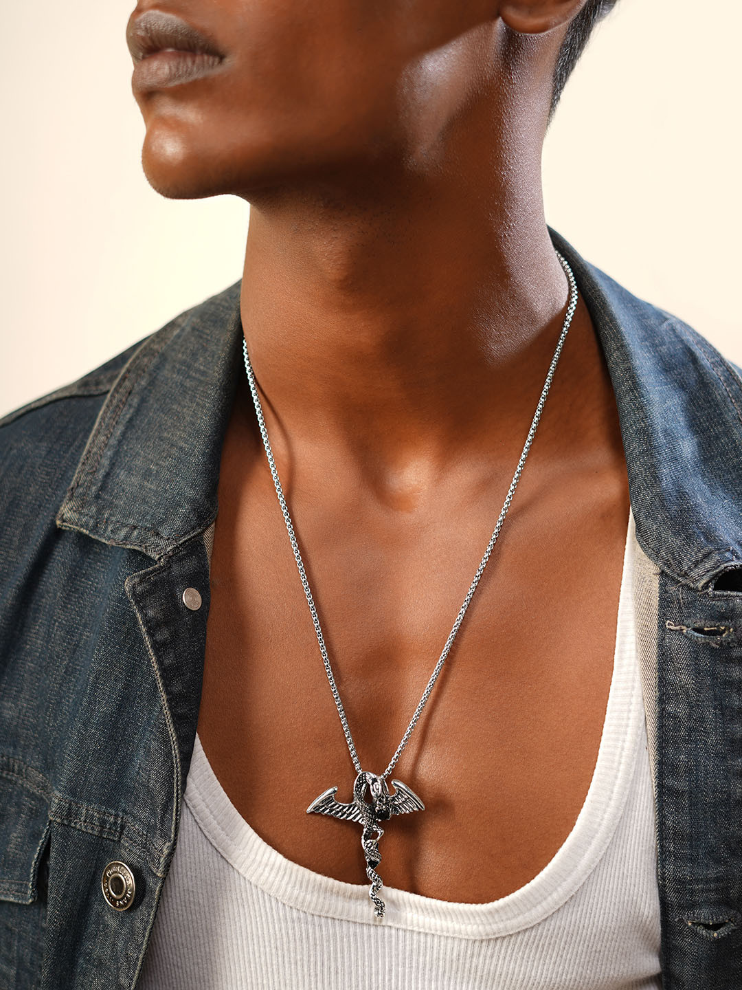 The Roadster Lifestyle Co Men Silver-Plated Handcrafted Necklace