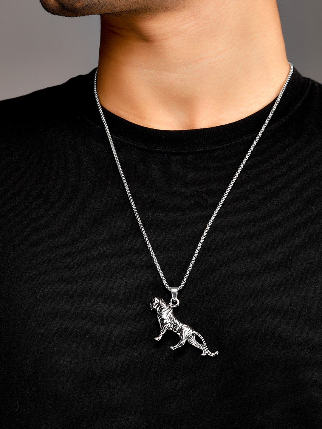 The Roadster Lifestyle Co Men Silver-Plated Cheetah Pendant Handcrafted Necklace
